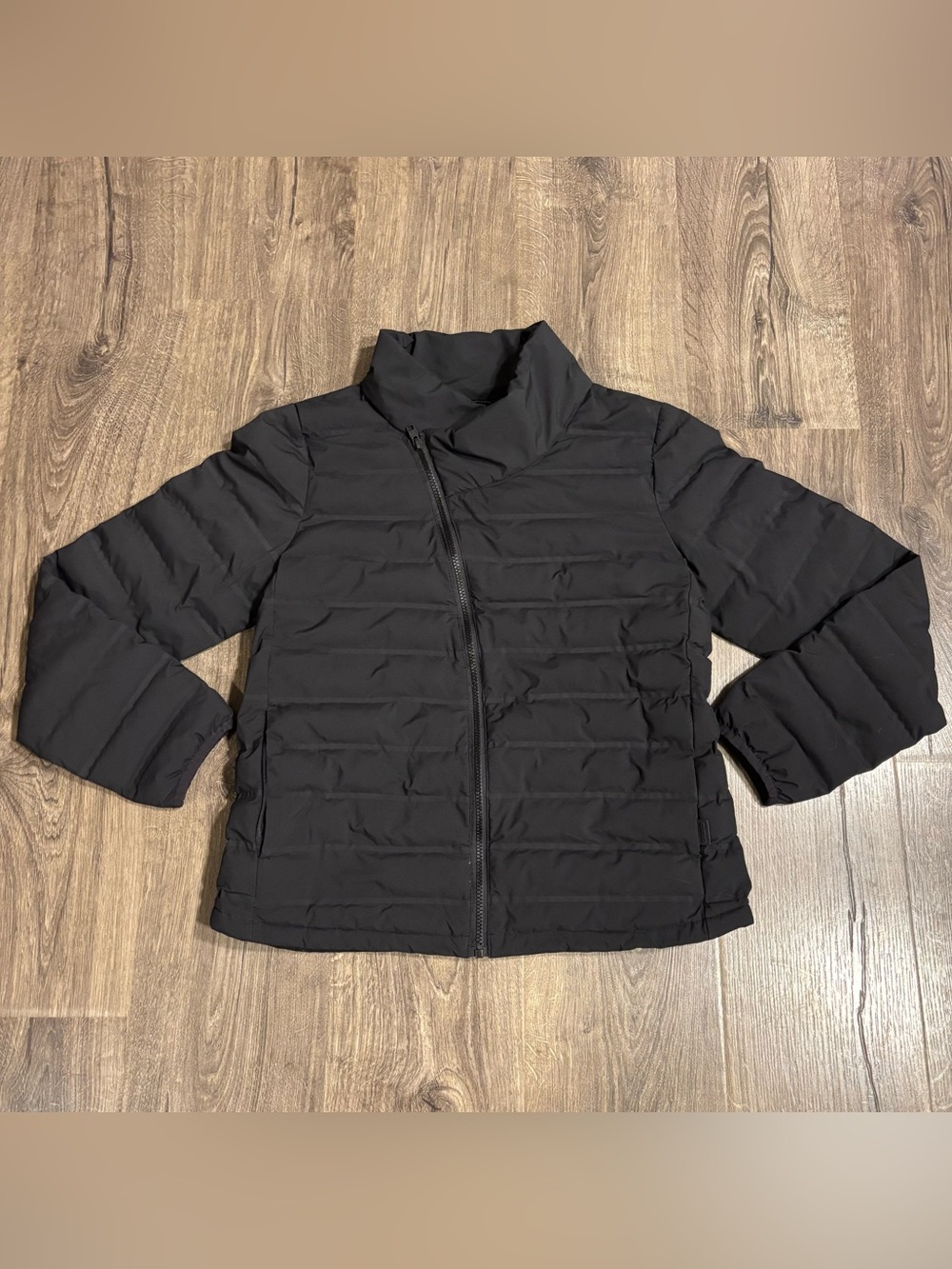 OGIO Women's Blacktop Street Puffy Asymmetrical Full-Zip Jacket size Medium